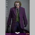 Hot Toys The Joker - The Dark Knight