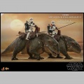 Hot Toys Sandtrooper Sergeant & Dewback - Star Wars Episode IV