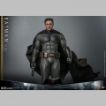 Hot Toys Batman 2.0 (Deluxe Version) - Batman v Superman: Dawn of Justice