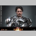 Hot Toys Iron Man Mark II (2.0) - Iron Man