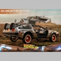 Hot Toys DeLorean Time Machine - Back to the Future III