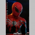 Hot Toys Peter Parker (Superior Suit) - Spider-Man 2