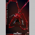 Hot Toys Peter Parker (Superior Suit) - Spider-Man 2