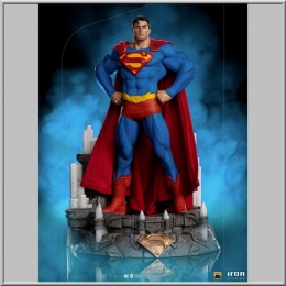 Iron Studios Superman Unleashed Deluxe - DC Comics