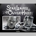 Infinite Statue Stan Laurel & Oliver Hardy 1/3 statue