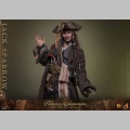 Hot Toys Jack Sparrow - Pirates of the Caribbean: Dead Men Tell No Tales