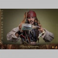 Hot Toys Jack Sparrow - Pirates des Caraïbes : La Vengeance de Salazar