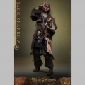 Hot Toys Jack Sparrow Deluxe Version - Pirates des Caraïbes : La Vengeance de Salazar