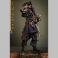 Hot Toys Jack Sparrow Deluxe Version - Pirates des Caraïbes : La Vengeance de Salazar