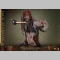 Hot Toys Jack Sparrow Deluxe Version - Pirates des Caraïbes : La Vengeance de Salazar