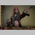 Hot Toys Jack Sparrow Deluxe Version - Pirates des Caraïbes : La Vengeance de Salazar