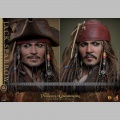 Hot Toys Jack Sparrow Deluxe Version - Pirates des Caraïbes : La Vengeance de Salazar