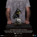 Iron Studios Batman Deluxe (Black Version Exclusive) - DC Comics
