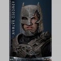 Hot Toys Armored Batman 2.0 (Deluxe Version) - Batman v Superman: Dawn of Justice