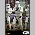 Hot Toys Stormtrooper with Death Star Environment - Star Wars