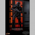 Hot Toys Shadow Trooper with Death Star Environment - Star Wars