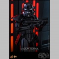Hot Toys Shadow Trooper with Death Star Environment - Star Wars