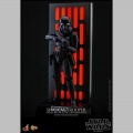 Hot Toys Shadow Trooper with Death Star Environment - Star Wars