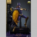 Hot Toys Batgirl (Purple and Gold Version) Exclusive - Batman Arkham Knight