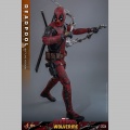 Hot Toys Deadpool (Battling Version) - Deadpool & Wolverine