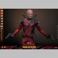 Hot Toys Deadpool (Battling Version) - Deadpool & Wolverine
