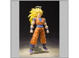 S.H. Figuarts Son Goku Super Saiyan 3 - Dragon Ball Z