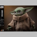 Hot Toys 1/1 Grogu - Star Wars: The Mandalorian