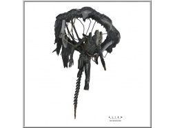 Neca Suspended Lab Xenomorph XX121 - Alien: Romulus
