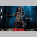 Hot Toys Predator (2.0) - Predator