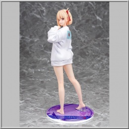 Chisato Nishikigi: Oversized Sweatshirt Ver. - Lycoris Recoil (Phat)