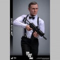 Hot Toys  James Bond 007 - James Bond No Time To Die