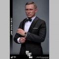 Hot Toys  James Bond 007 - James Bond No Time To Die