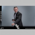Hot Toys  James Bond 007 - James Bond No Time To Die