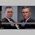 Hot Toys  James Bond 007 - James Bond No Time To Die