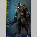 Hot Toys Knightfall Batman - Batman: Arkham Origins