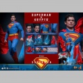 Hot Toys Superman & Krypto - Superman (2025)