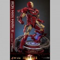 Hot Toys Iron Man Mark III (Armor Suit Up Version) - Iron Man