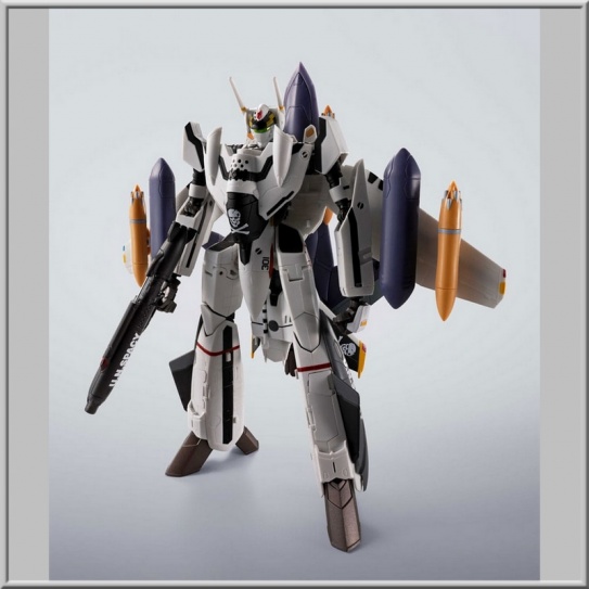 VF-0S Phoenix (Roy Focker Use) & QF-2200D-B Ghost Set - Macross (Bandai)