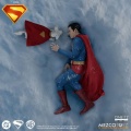Mezco Toys Superman 1/12 - Superman (2025)