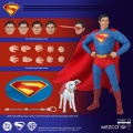 Mezco Toys Superman 1/12 - Superman (2025)