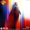 Mezco Toys Superman 1/12 - Superman (2025)