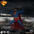 Mezco Toys Superman 1/12 - Superman (2025)