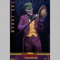 Hot Toys The Joker - Batman: The Killing Joke