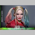 Hot Toys Harley Quinn - Suicide Squad