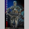 Hot Toys Endoskeleton (Battle Damaged Version) - Terminator 2