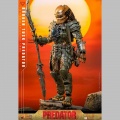 Hot Toys Broken Tusk Predator - Alien vs. Predator