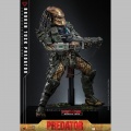 Hot Toys Broken Tusk Predator - Alien vs. Predator
