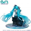 Hatsune Miku x OO Gundam 45th Anniversary - Mobile Suit Gundam x Hatsune Miku (Megahouse)