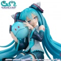 Hatsune Miku x OO Gundam 45th Anniversary - Mobile Suit Gundam x Hatsune Miku (Megahouse)