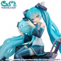 Hatsune Miku x OO Gundam 45th Anniversary - Mobile Suit Gundam x Hatsune Miku (Megahouse)